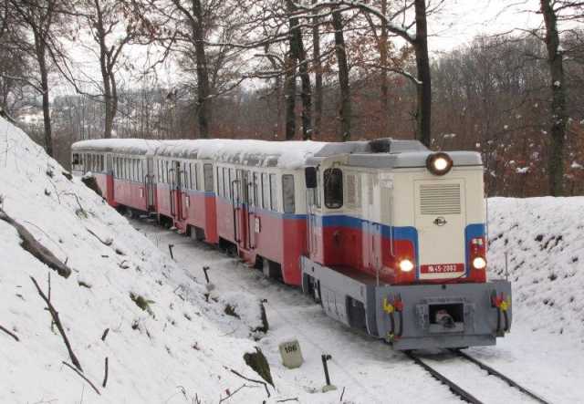 A menet élén a 2003-as gép