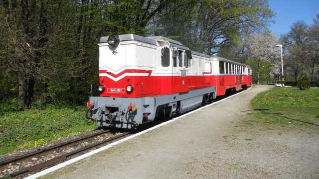 Személyvonat Hűvösvölgyben
